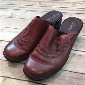Size 7.5 M Clark’s Red Leather Slide On Mules Clog